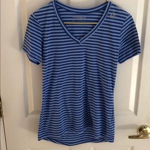 🌴 Reebok small women’s blue striped top EUC